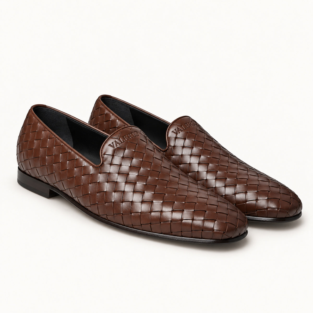 VALERIO Ravello Loafer Uomo in Vitello Intrecciato Marrone – vista frontale del paio